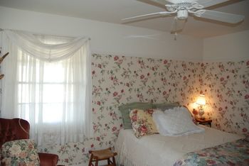 Back Forty Of Fredericksburg Bed & Breakfast エクステリア 写真